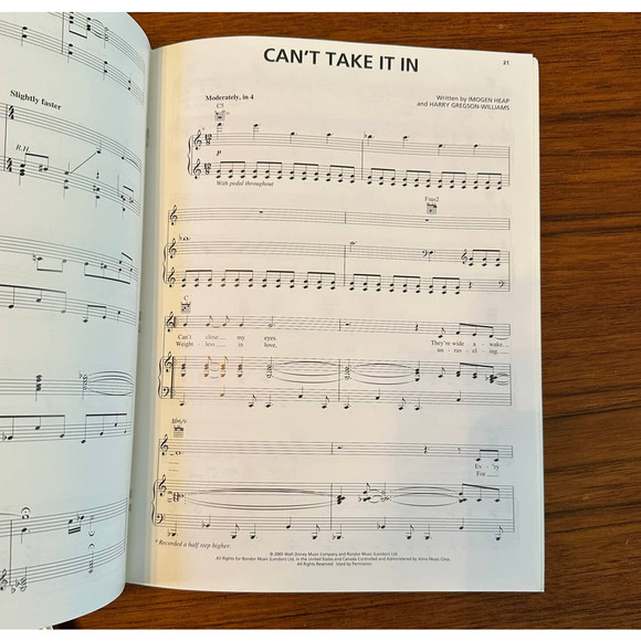 Chronicles of Narnia Sheet Music Book - Picture 2 of 3